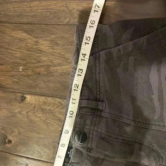 Anthropologie Sanctuary Camo Joggers Women’s Size M - Picture 15 of 15